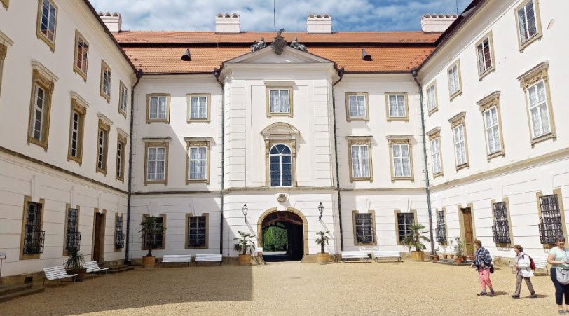 Zámek Výšovice, Czech Republic (Czechia)
